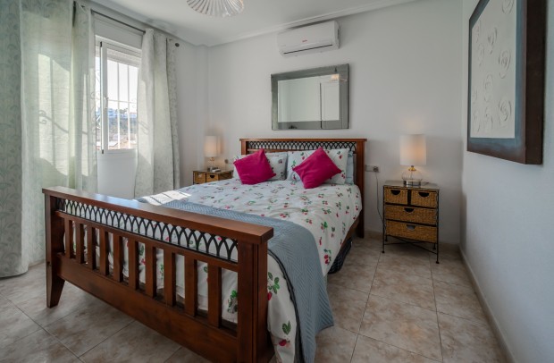 Revente - Villa Detached - Ciudad Quesada