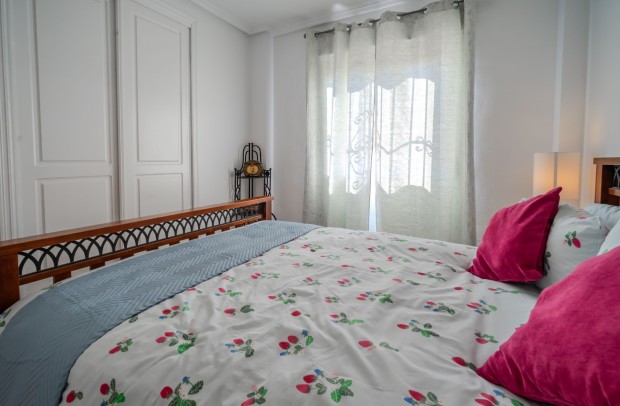 Revente - Villa Detached - Ciudad Quesada