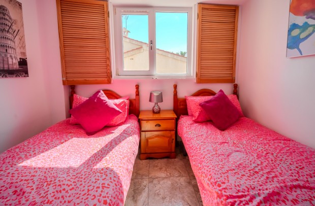 Revente - Villa Detached - Ciudad Quesada