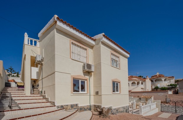 Revente - Villa Detached - Ciudad Quesada