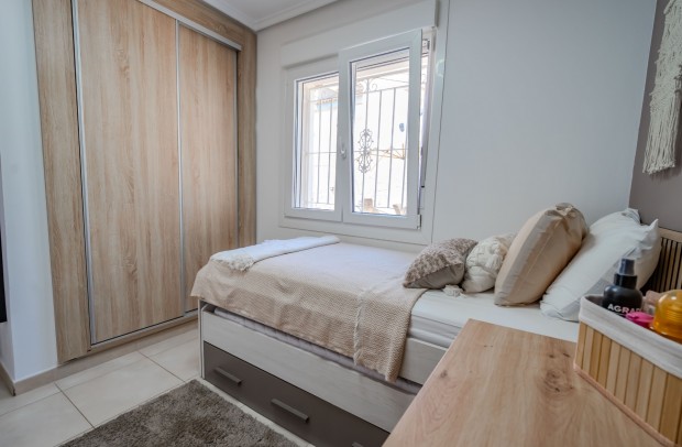 Resale - Villa Detached - Ciudad Quesada - La Marquesa Golf