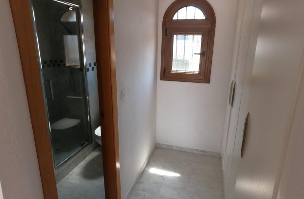 Revente - Villa Detached - Algorfa - La Finca Golf Resort