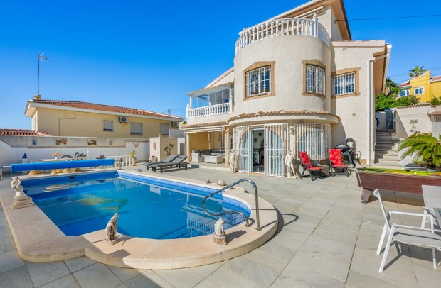 Revente - Villa Detached - Ciudad Quesada