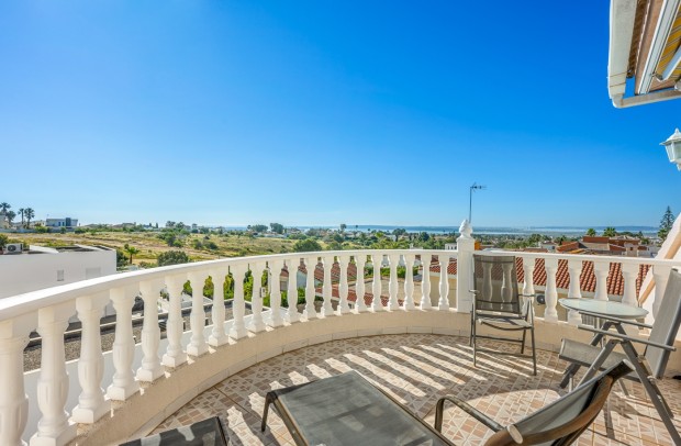 Revente - Villa Detached - Ciudad Quesada