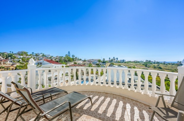 Revente - Villa Detached - Ciudad Quesada