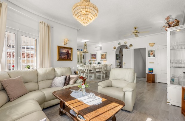 Revente - Villa Detached - Ciudad Quesada