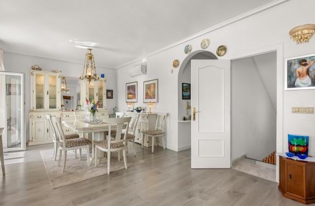 Revente - Villa Detached - Ciudad Quesada