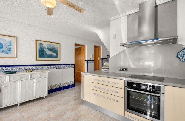 Revente - Villa Detached - Ciudad Quesada