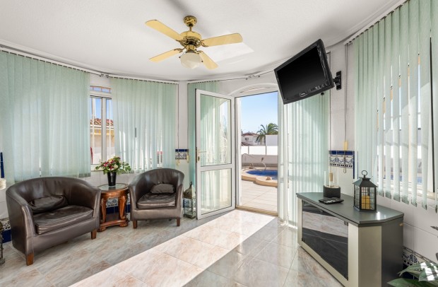 Revente - Villa Detached - Ciudad Quesada