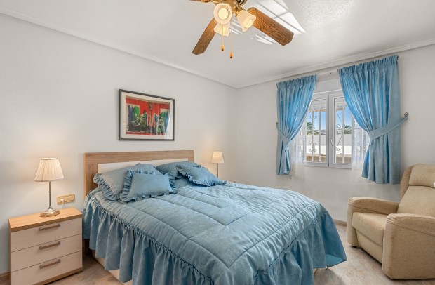 Revente - Villa Detached - Ciudad Quesada