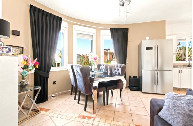 Resale - Villa Detached - Ciudad Quesada - La Marquesa Golf