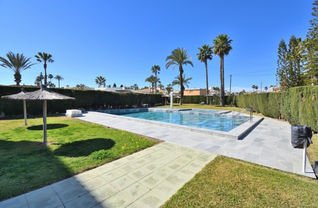 Resale - Apartment - Orihuela Costa - Playa Flamenca
