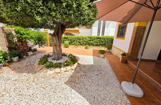 Reventa - Villa Detached - Ciudad Quesada - Pueblo Lucero