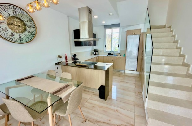 Resale - Villa Detached - Ciudad Quesada