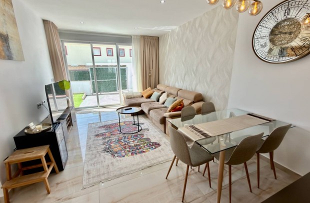 Resale - Villa Detached - Ciudad Quesada