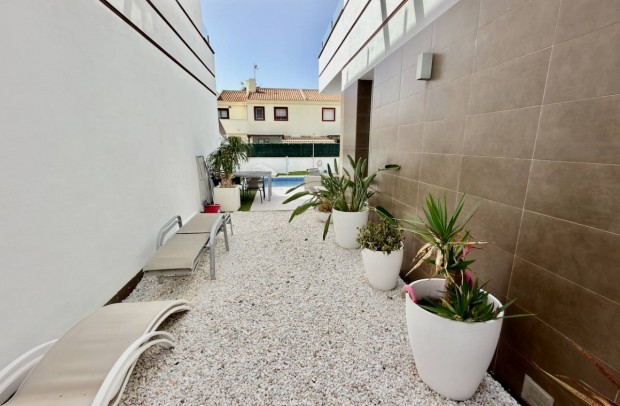Resale - Villa Detached - Ciudad Quesada