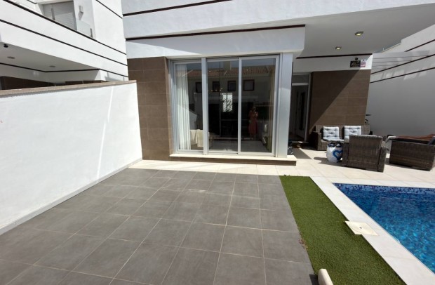 Resale - Villa Detached - Ciudad Quesada