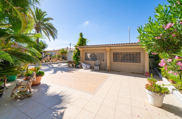 Resale - Villa Detached - Ciudad Quesada