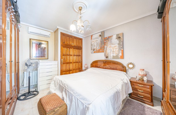 Resale - Villa Detached - Ciudad Quesada