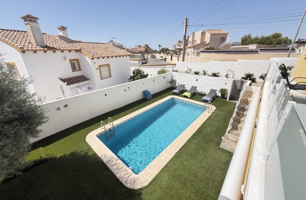 Revente - Villa Detached - Villamartin - Villamartín