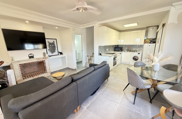 Resale - Villa Detached - Villamartin - Villamartín