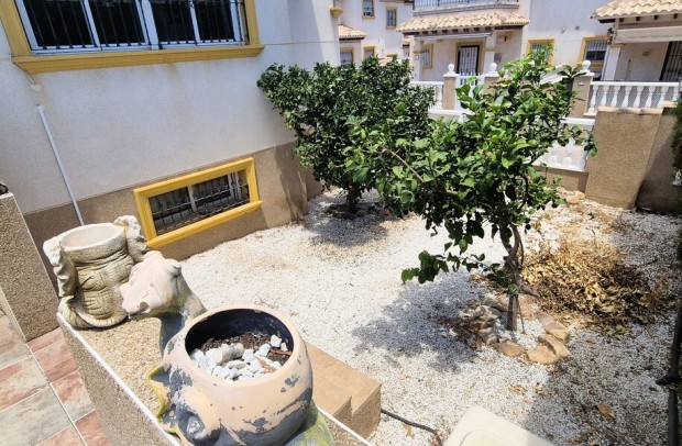 Revente - Villa Detached - Villamartin - Costa Blanca