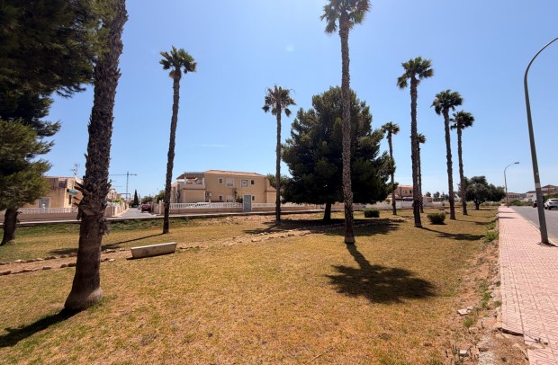 Resale - Ground Floor Bungalow - Torrevieja - El limonar