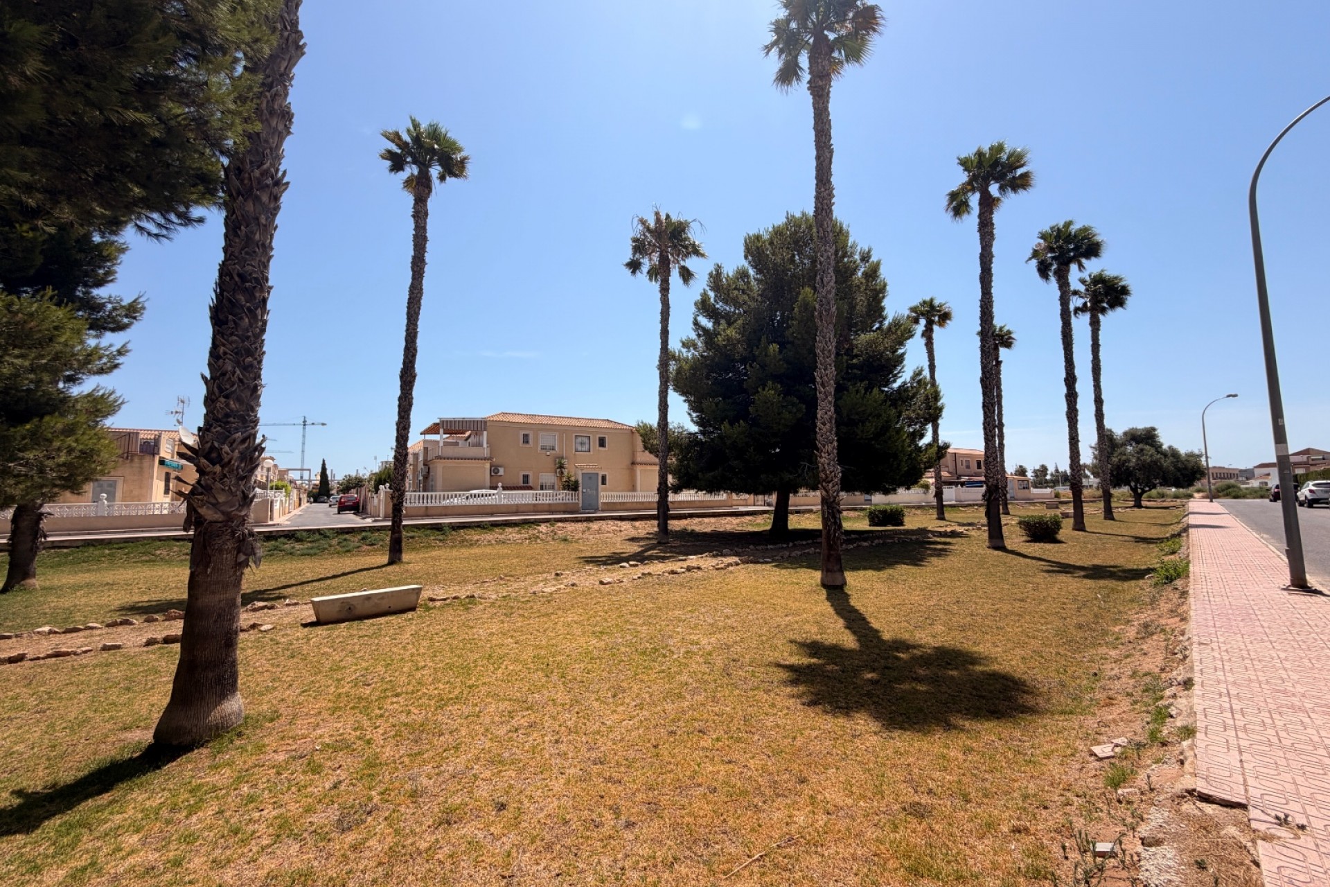 type-not-available(ground-floor-bungalow) en torrevieja · el-limonar 110000€