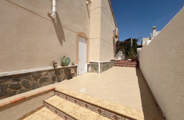 Resale - Villa Detached - Ciudad Quesada