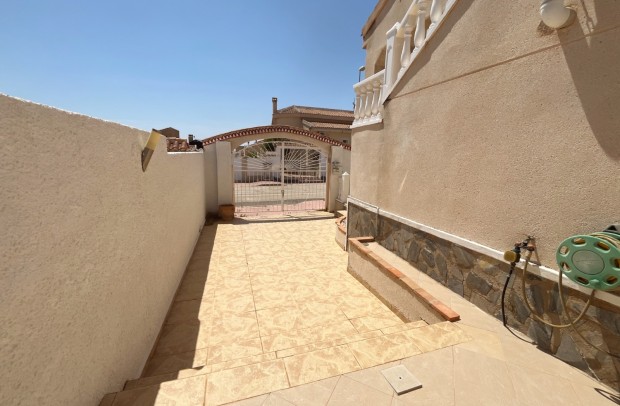 Resale - Villa Detached - Ciudad Quesada