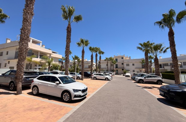 Resale - Apartment - Ciudad Quesada - Doña pepa