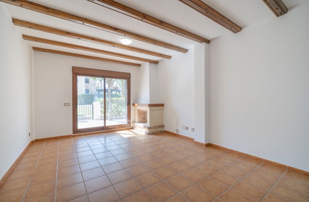 Reventa - Semi-Detached - Algorfa