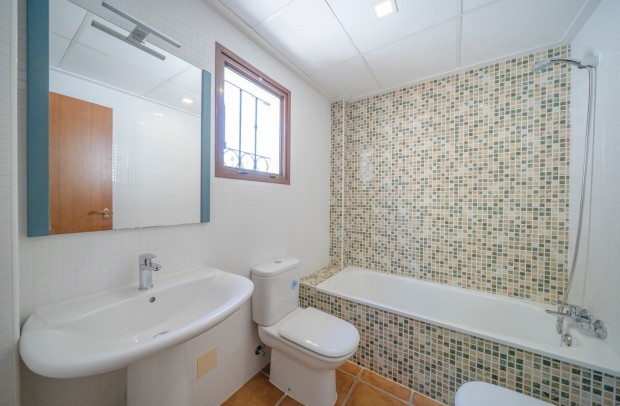 Reventa - Semi-Detached - Algorfa