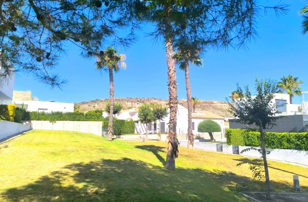 Resale - Semi-Detached - Algorfa
