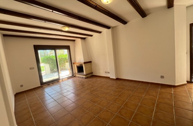 Resale - Villa Detached - Algorfa - La Finca Golf Resort