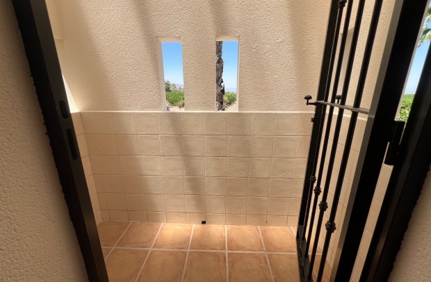 Resale - Villa Detached - Algorfa - La Finca Golf Resort