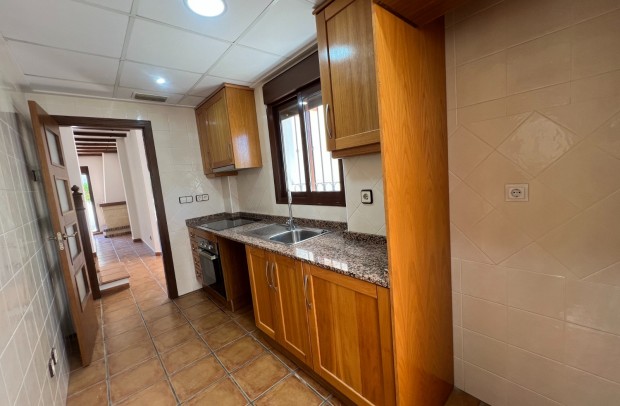 Resale - Villa Detached - Algorfa - La Finca Golf Resort