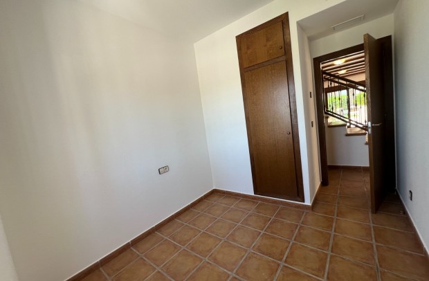 Resale - Villa Detached - Algorfa - La Finca Golf Resort