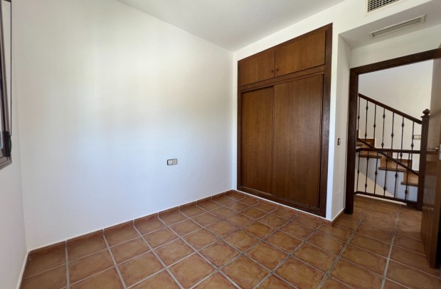 Resale - Villa Detached - Algorfa - La Finca Golf Resort