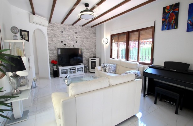 Revente - Villa Detached - Formentera del Segura