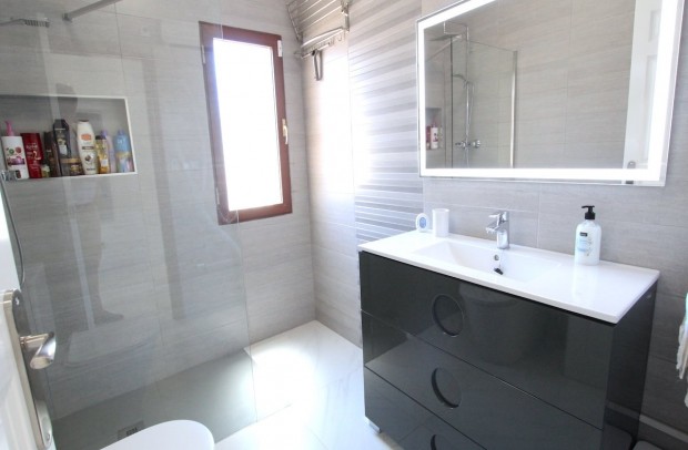 Revente - Villa Detached - Formentera del Segura