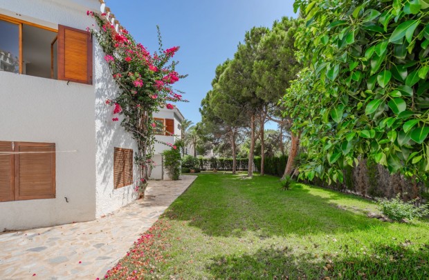 Reventa - Villa Detached - Cabo Roig