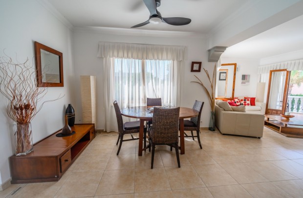 Reventa - Villa Detached - Cabo Roig