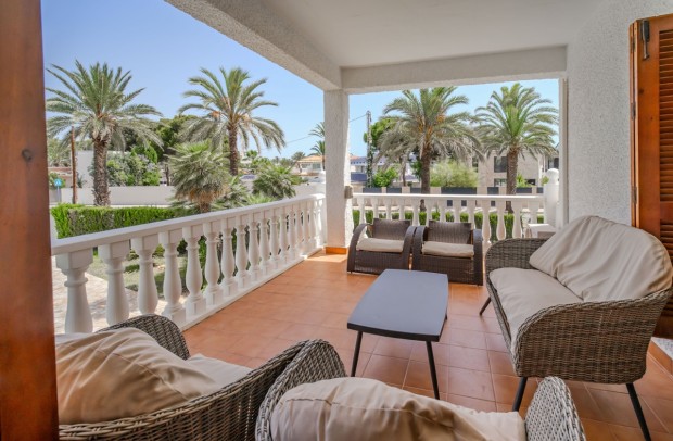 Reventa - Villa Detached - Cabo Roig