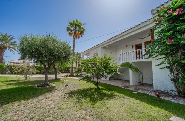 Reventa - Villa Detached - Cabo Roig