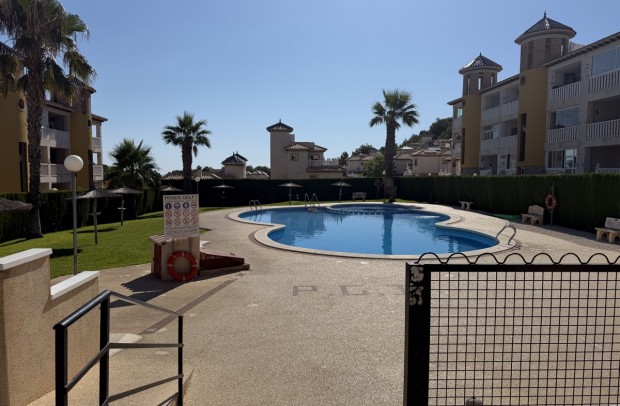 Resale - Apartment - Villamartin - Villamartín