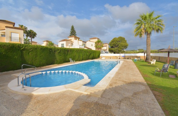 Resale - Town house - Algorfa - Montebello