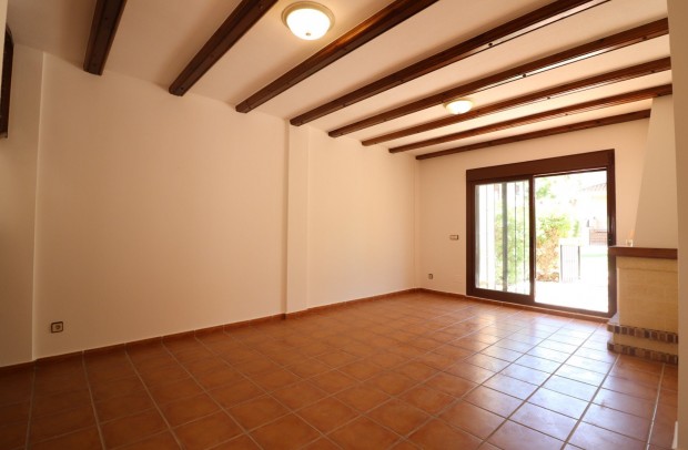 Resale - Semi-Detached - Algorfa - La Finca Golf Resort