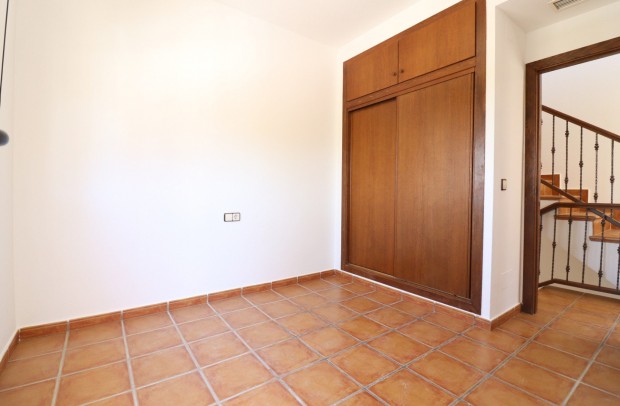 Resale - Semi-Detached - Algorfa - La Finca Golf Resort