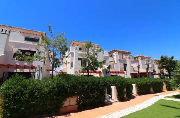 Resale - Semi-Detached - Algorfa - La Finca Golf Resort